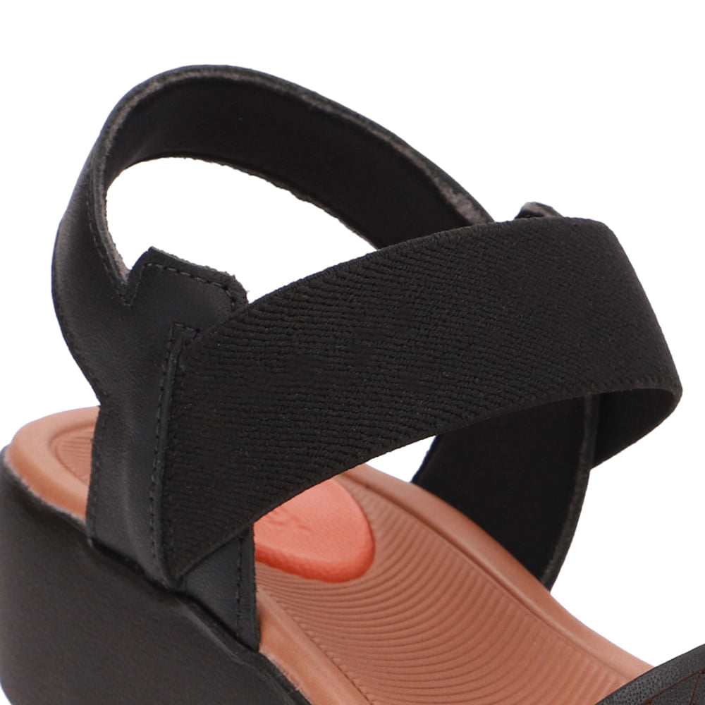 Sandália Plataforma Couro Preta Laser