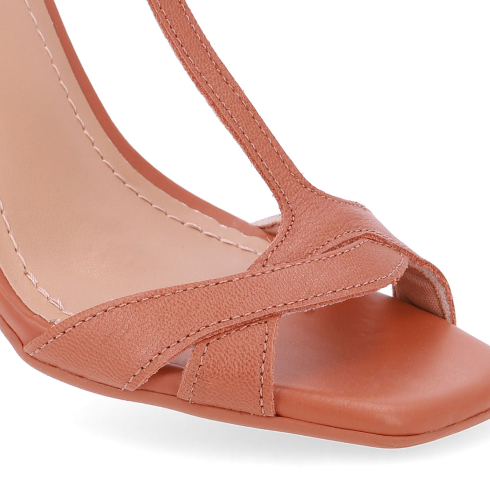 Sandália Salto Fino Couro Marrom Bico Quadrado