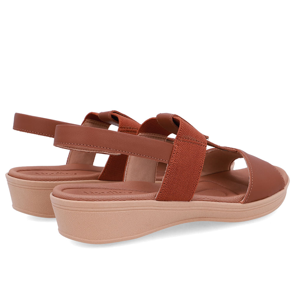 Sandália Salto Baixo Couro Marrom