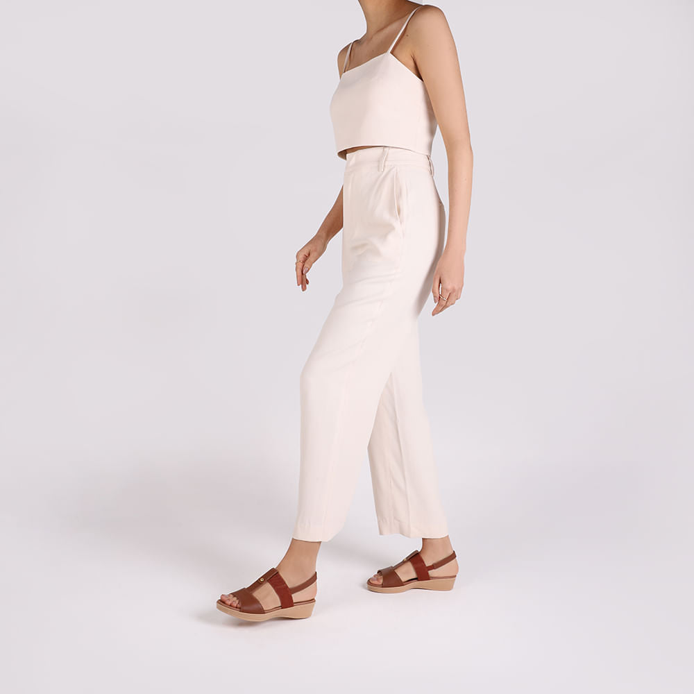 Sandália Salto Baixo Couro Marrom