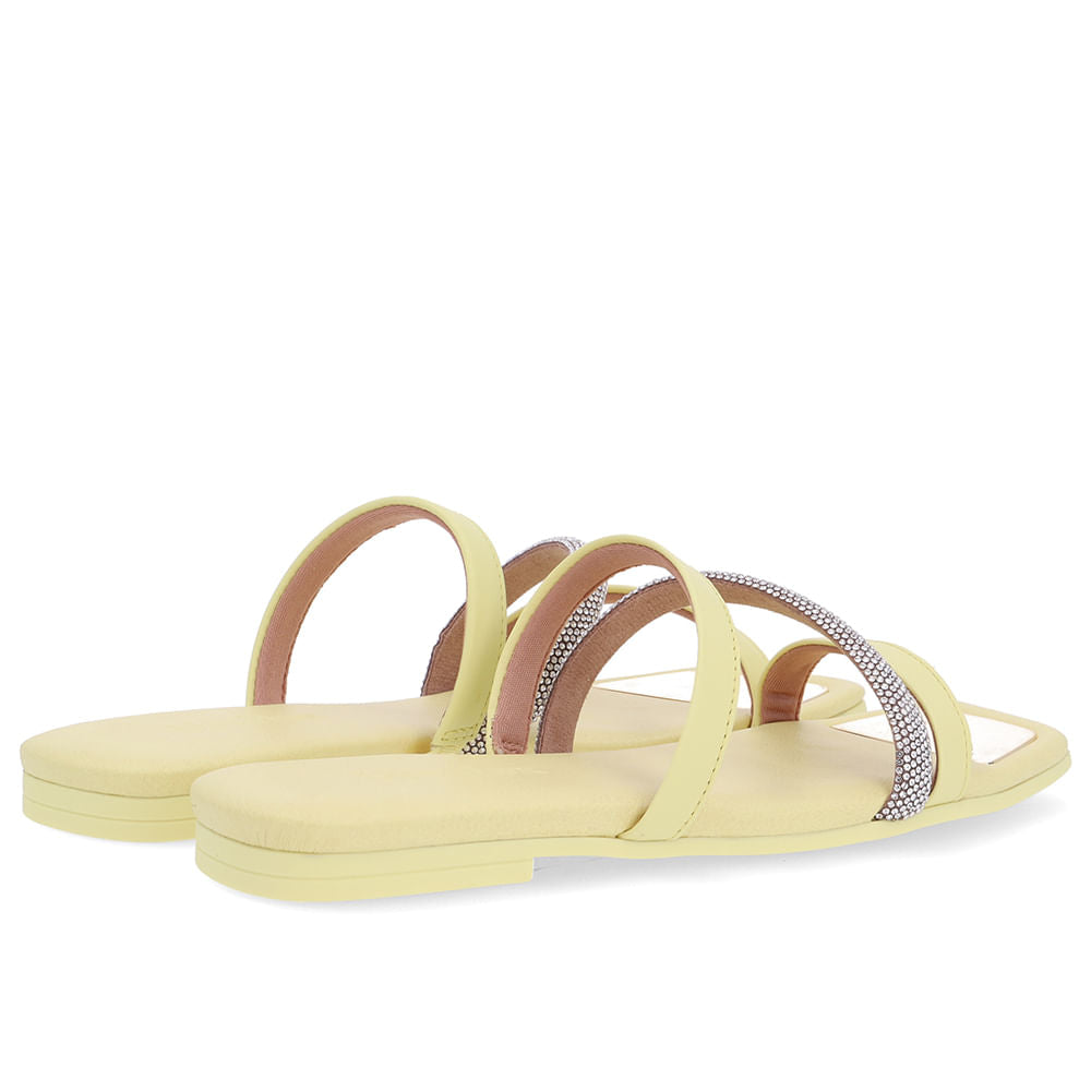 Rasteira Bico Quadrado Couro Amarelo Strass